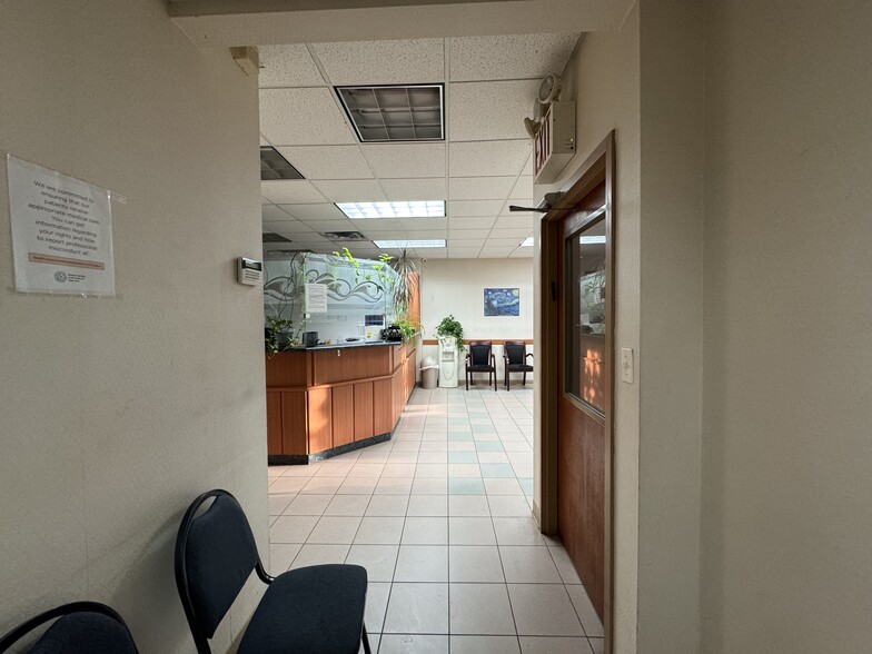 More Photos Of 421 Ocean Pky, Brooklyn Office For Sale