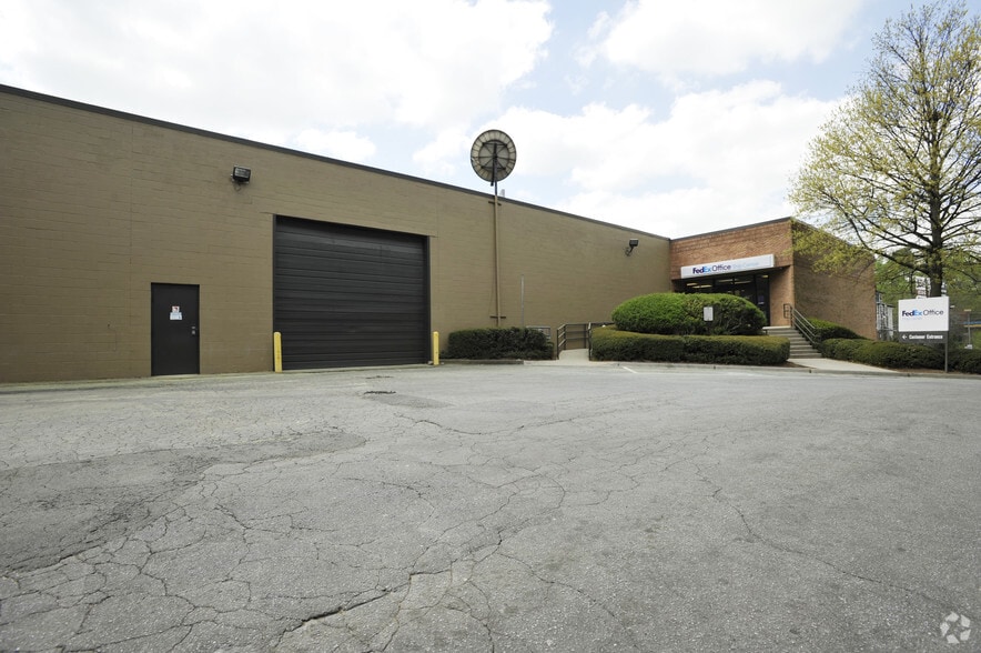 More Photos Of 2441 Cheshire Bridge Rd NE, Atlanta General Retail For Lease