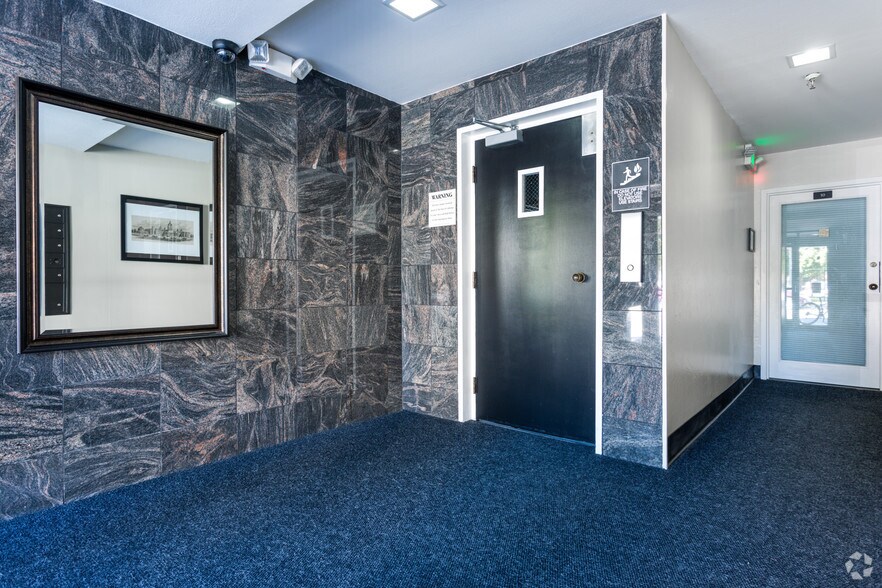 More Photos Of 459 Fulton St, San Francisco Office For Lease