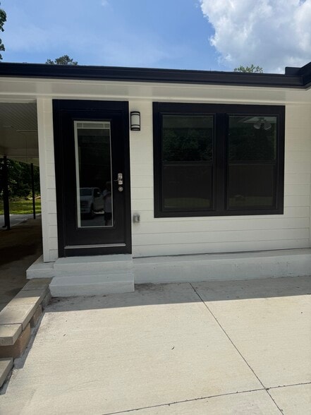 More Photos Of 2521 Reinhardt College Pky, Canton Office For Sale