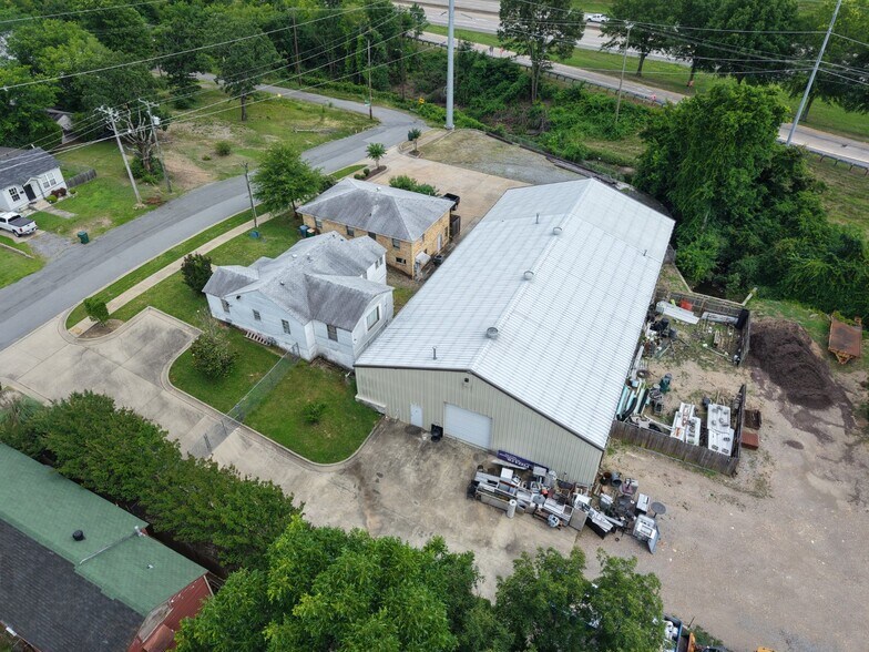 More Photos Of 714 Appianway St, Little Rock Industrial For Sale