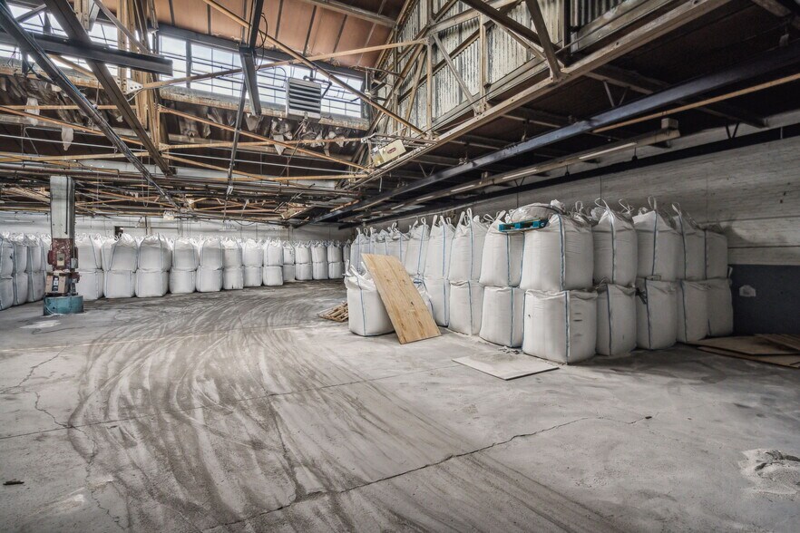 More Photos Of 2901 N 18th St, Philadelphia Warehouse For Sale
