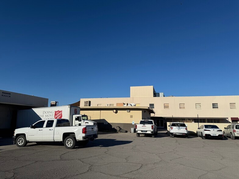 More Photos Of 2717 S 6th Ave, Tucson General Retail For Sale