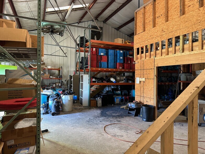 More Photos Of 1615 Capital Cir NE, Tallahassee Industrial For Lease