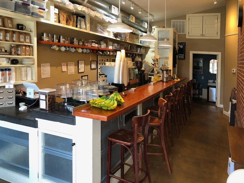 More Photos Of 2206 Fontaine Ave, Charlottesville Restaurant For Lease