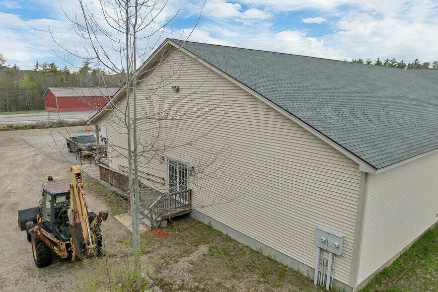 More Photos Of 1210 White Mountain Hwy, Ossipee Freestanding For Sale