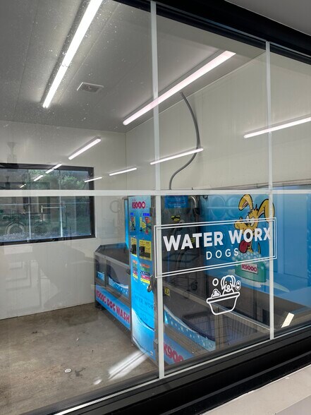 More Photos Of 6546 NC-226, Spruce Pine Carwash For Sale