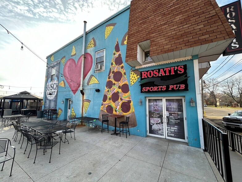 More Photos Of 801 Sixth St, Mendota Storefront Retail Residential For Sale