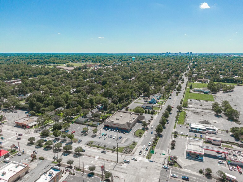 More Photos Of 1157 Azalea Ave, Richmond Drugstore For Sale