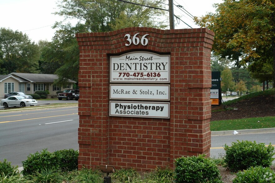 More Photos Of 366 N Main St, Alpharetta Medical For Lease