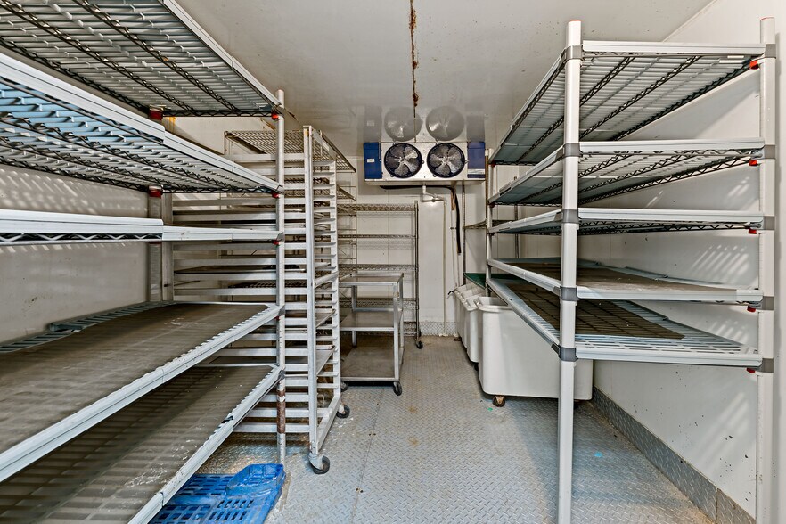 More Photos Of 180 Butler Rd, Saxonburg Restaurant For Sale