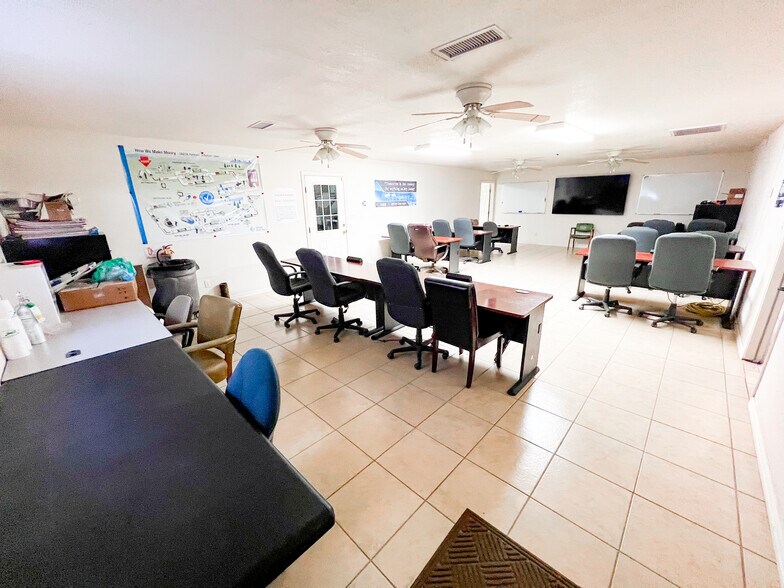 More Photos Of 3115 Francis Ave, Midland Industrial For Lease