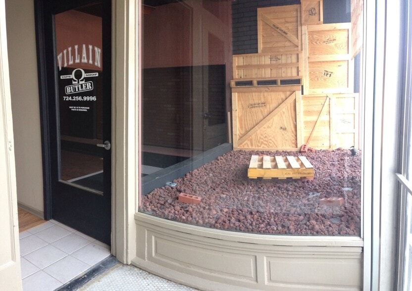 More Photos Of 115 W Jefferson St, Butler Apartments For Sale