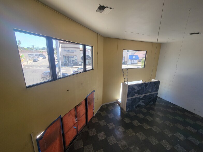 More Photos Of 2101 Pacific Coast Hwy, Lomita Storefront Retail Office For Lease