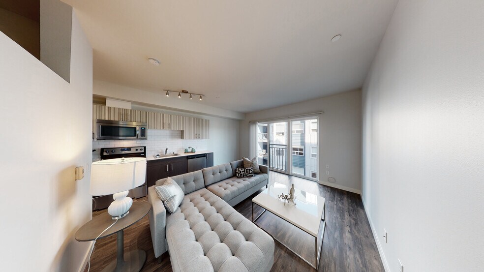 More Photos Of 1516 NW 51st St, Seattle Apartments For Sale