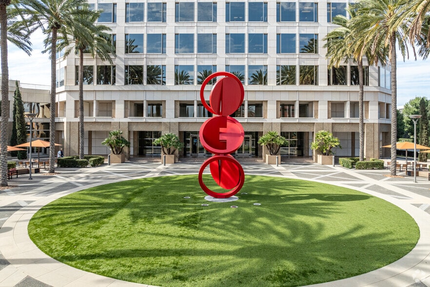 More Photos Of 100 Spectrum Center Dr, Irvine Office For Lease