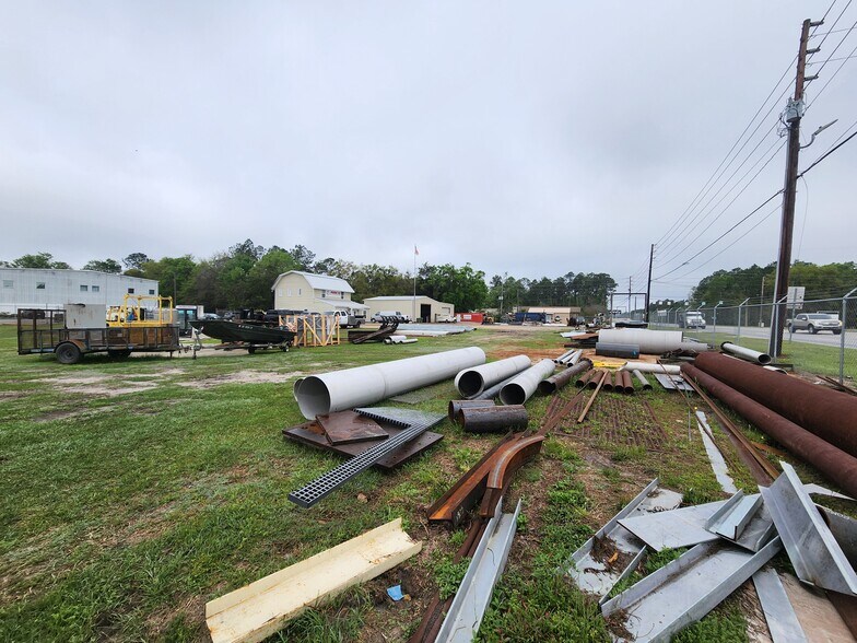 More Photos Of 1563 W Cherry St, Jesup Office For Sale