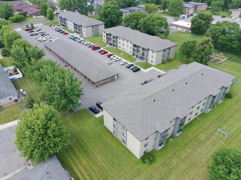 More Photos Of 160-180 Homestead Rd, Mankato Apartments For Sale