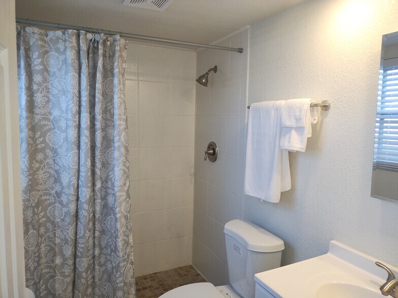 More Photos Of 551 Mehlenbacher Rd, Belleair Bluffs Apartments For Sale