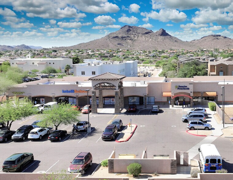 More Photos Of 1427 E Bell Rd, Phoenix Freestanding For Lease