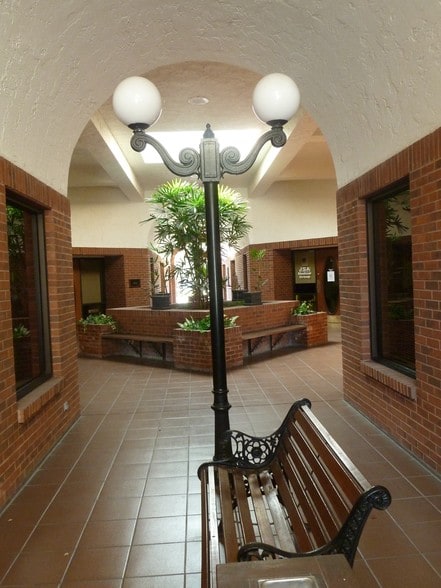 More Photos Of 1001 E Baker St, Plant City Medical For Lease