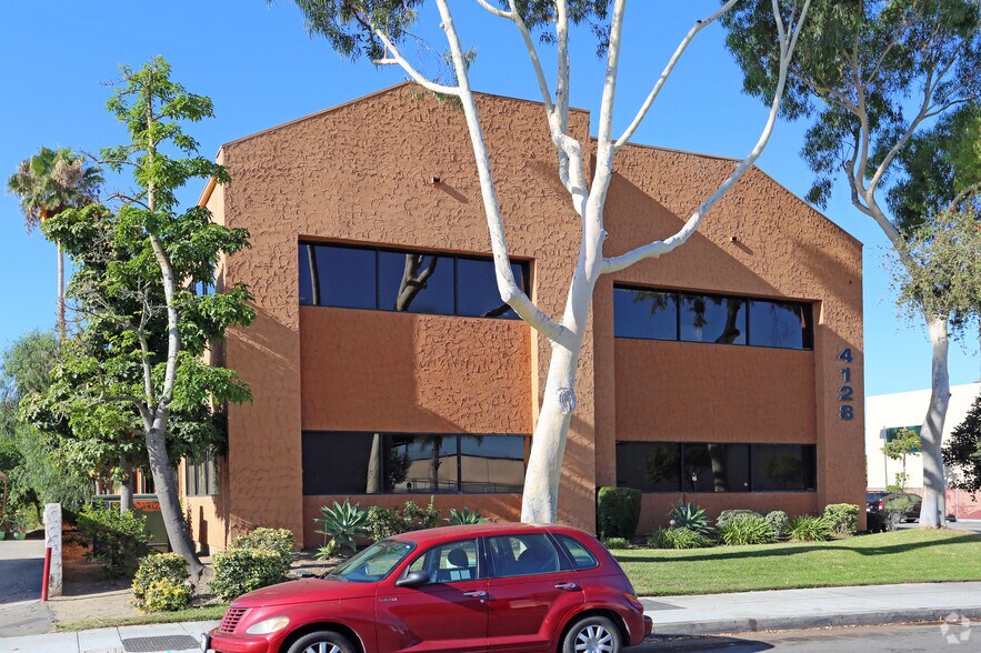 More Photos Of 4128 W Commonwealth Ave, Fullerton Office For Sale
