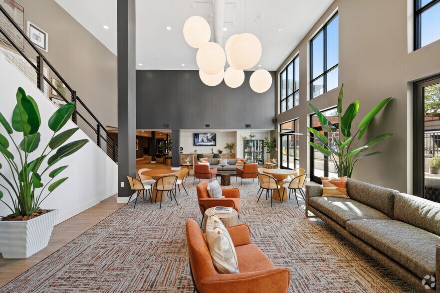 More Photos Of 440 N Monroe St, Tallahassee Apartments For Lease