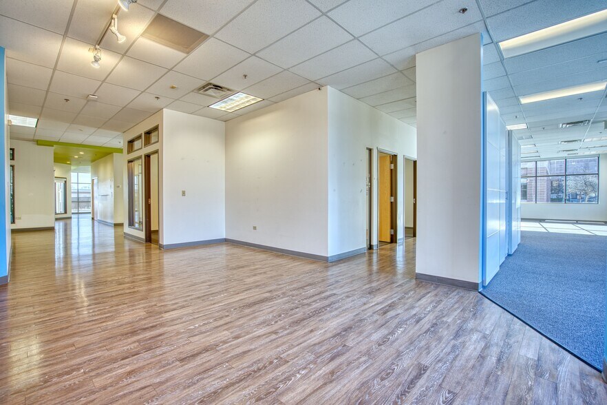 More Photos Of 590 Burbank St, Broomfield Flex For Lease