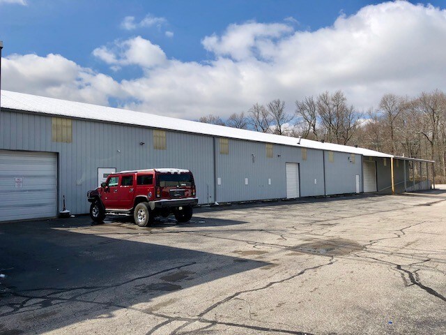 More Photos Of 500 N Congress Ave, Evansville Warehouse For Sale