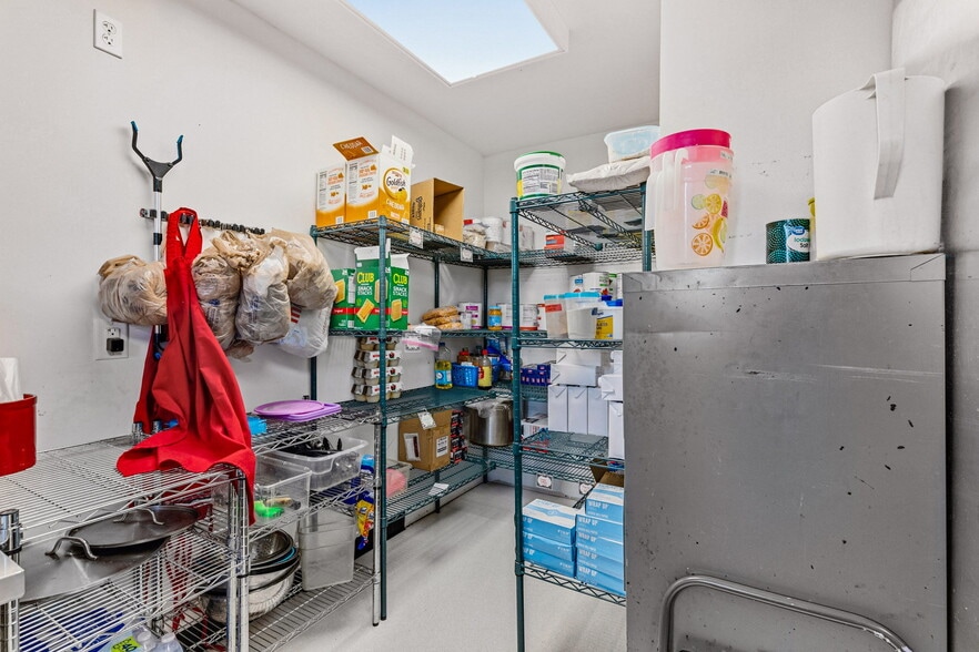 More Photos Of 925 Hendricks Dr, Lebanon Daycare Center For Sale