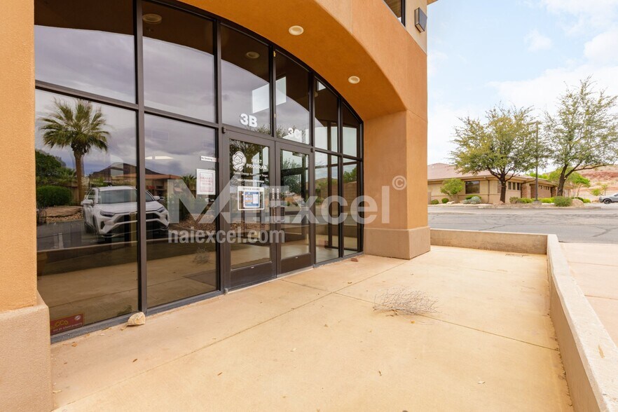 More Photos Of 1506 Silicon Way, St George General Retail For Lease