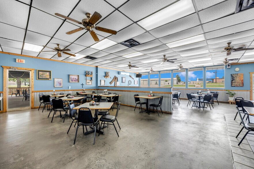 More Photos Of 16082 E State Highway 29, Buchanan Dam Restaurant For Sale