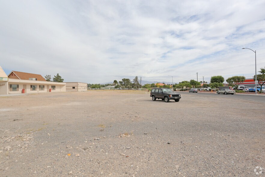 More Photos Of 4940 Vegas Dr, Las Vegas Land For Sale