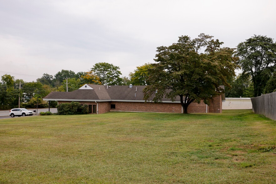 More Photos Of 475 Kedron Ave, Folsom Office For Sale