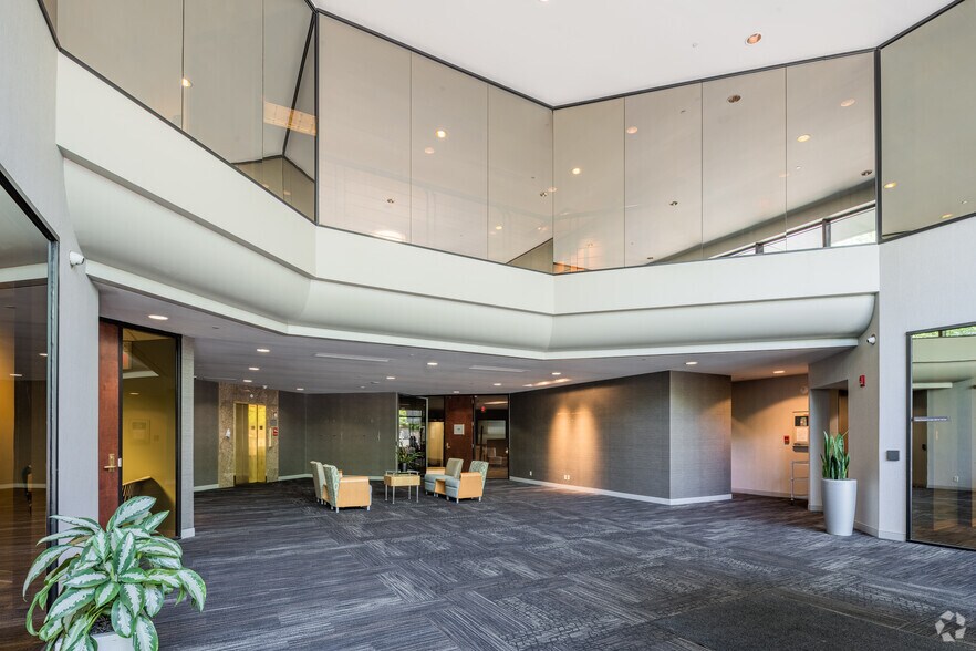 More Photos Of 11775 Borman Dr, Saint Louis Office For Lease