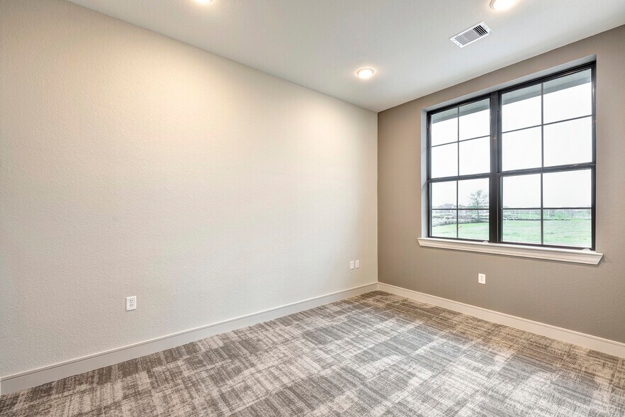 More Photos Of 10242 Greenhouse Rd, Cypress Office For Lease