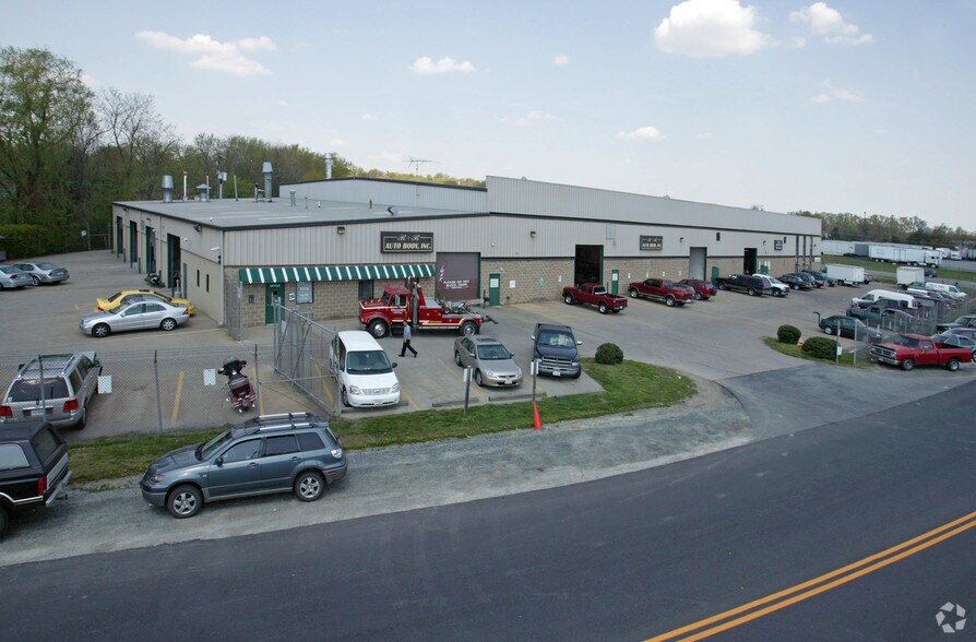 More Photos Of 15481 Farm Creek Dr, Woodbridge Unknown For Lease