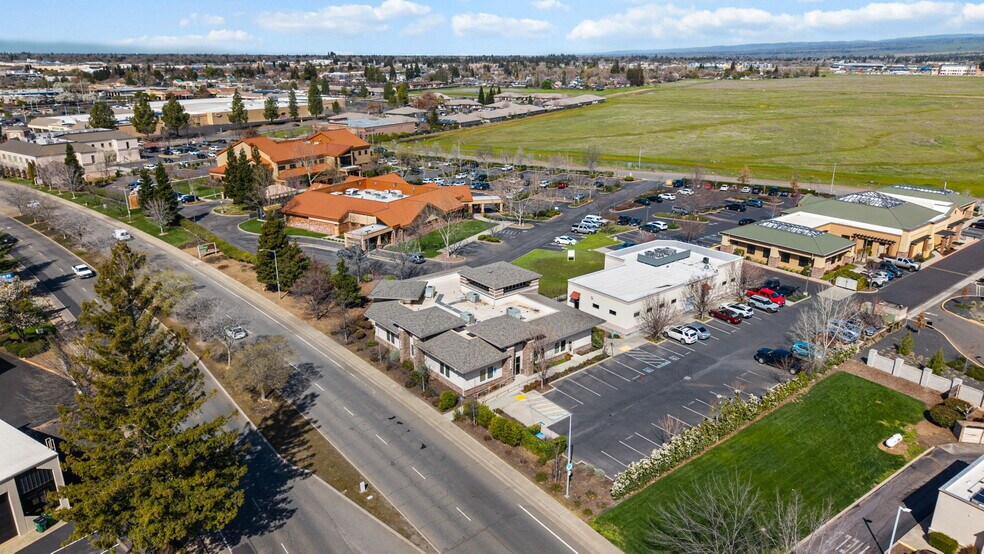 More Photos Of 127 Raley Blvd, Chico Medical For Sale