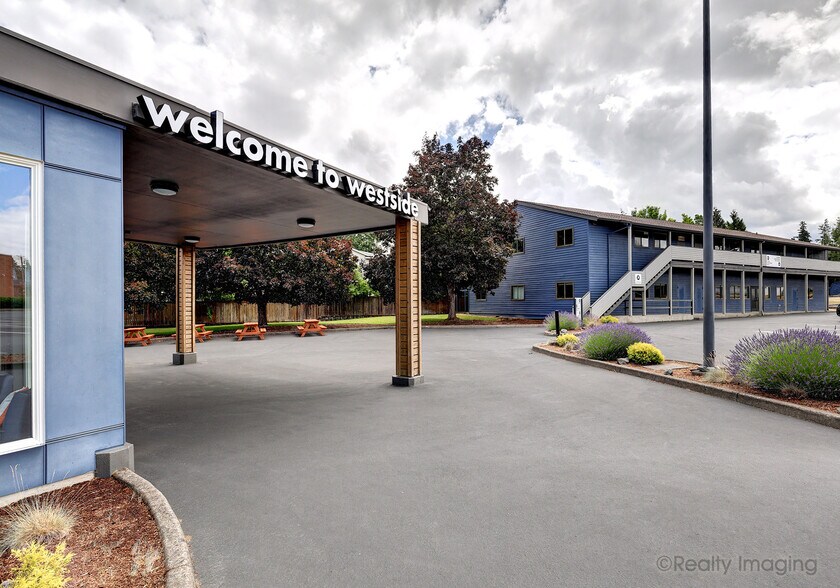 More Photos Of 18390 SW Farmington Rd, Aloha Religious Facility For Sale