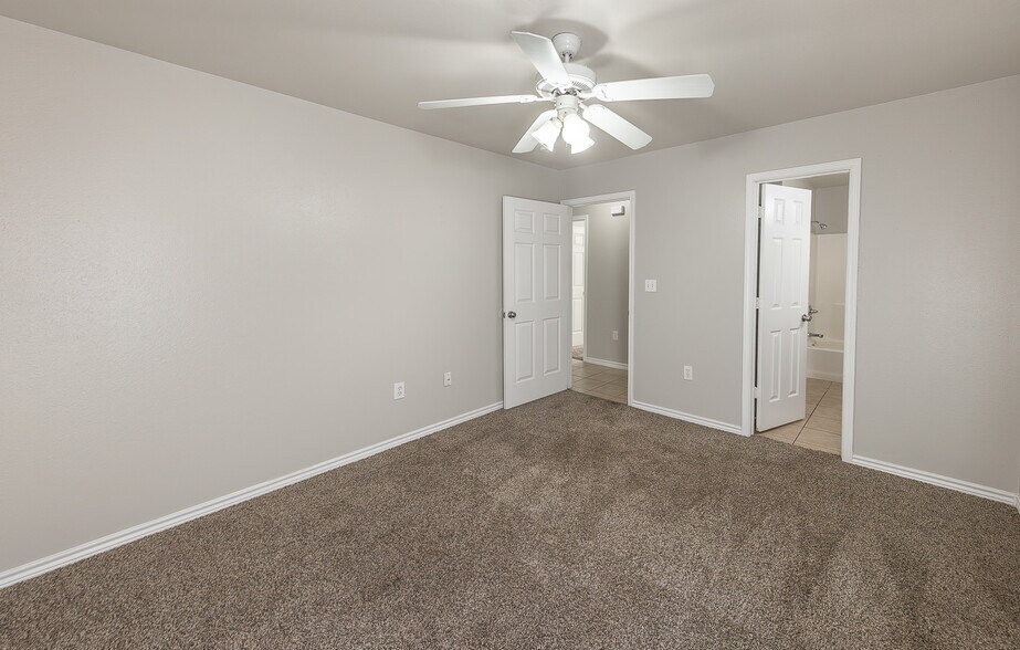 More Photos Of 602 N Belmont, Lubbock Apartments For Sale