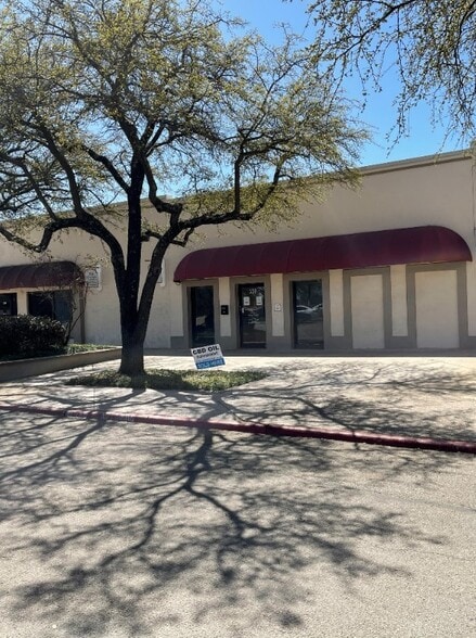 More Photos Of 3501 N Macarthur Blvd, Irving Medical For Sale