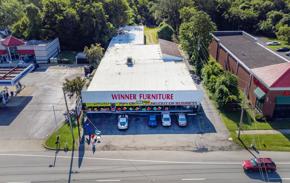 Primary Photo Of 10509 Dixie Hwy, Louisville Freestanding For Lease