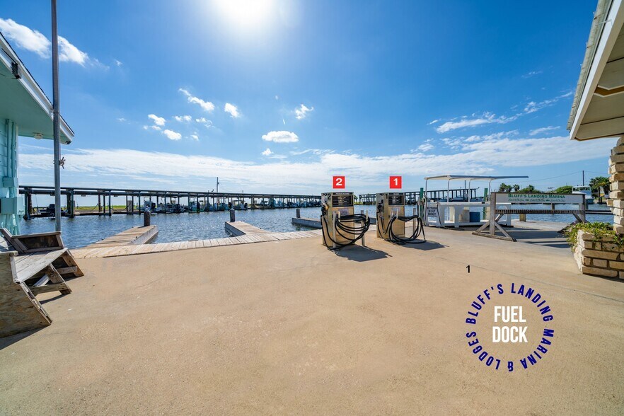 More Photos Of 4242 Laguna Shores Rd, Corpus Christi Marina For Lease