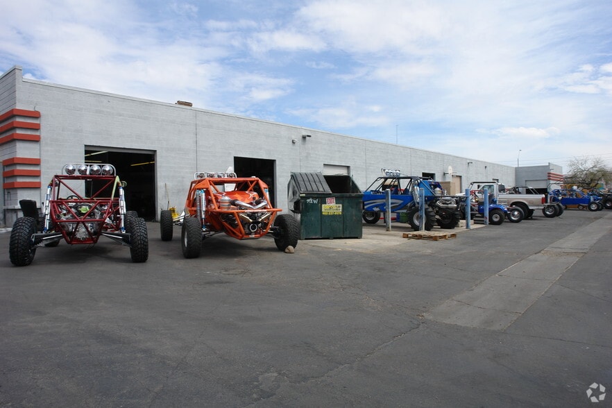 More Photos Of 21622 N 7th Ave, Phoenix Warehouse For Lease