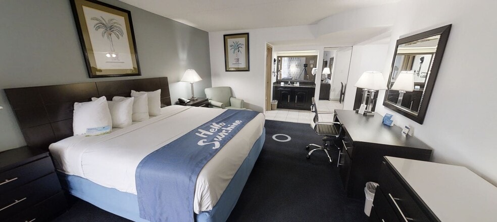 More Photos Of 9301 S Orange Blossom Trl, Orlando Hotel For Sale