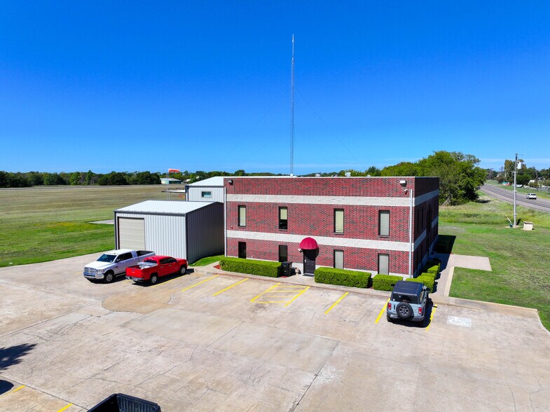 More Photos Of 36549 State Highway 64, Wills Point Office For Sale