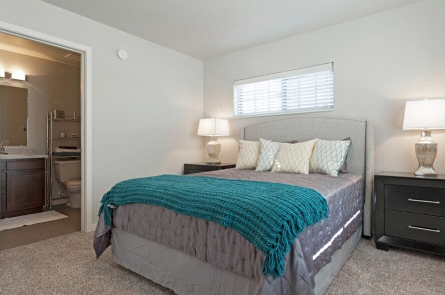 More Photos Of 1220-1250 27th Ave NW, Minot Apartments For Sale