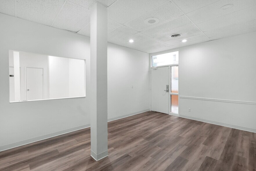 More Photos Of 3184 W Broad St, Columbus Medical For Lease