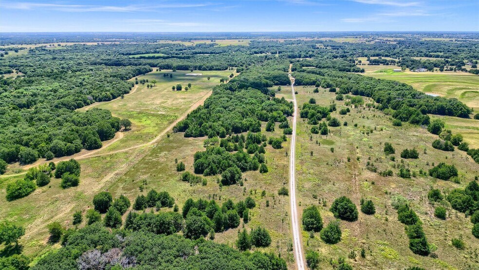 More Photos Of 2284 Dixie Rd, Sadler Land For Sale