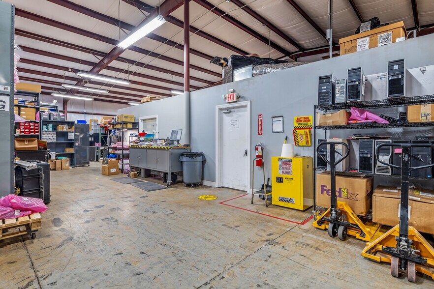 More Photos Of 8203 B & G Ct, Stokesdale Manufacturing For Lease